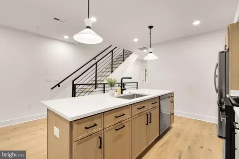 1325 Orren St NE #D, Washington, DC 20002 photo 12