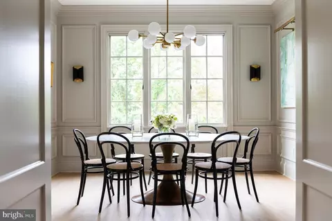 Dining - 4849 Kemble Pl NW, Washington, DC 20007 photo 3 of 3