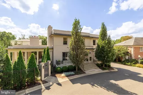Exterior - 4849 Kemble Pl NW, Washington, DC 20007 photo 2 of 13