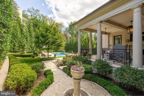 Exterior - 4849 Kemble Pl NW, Washington, DC 20007 photo 13 of 13