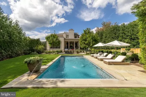 4849 Kemble Pl NW, Washington, DC 20007