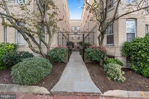 117 E Street St SE #103, Washington, DC 20003