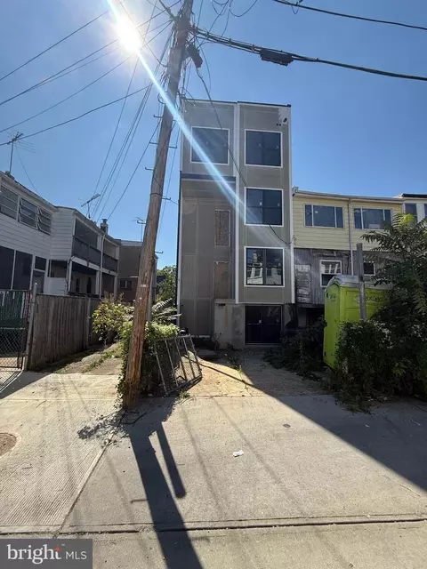 605 Otis Pl NW, Washington, DC 20010