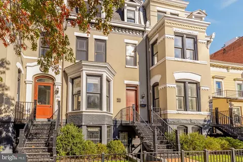 1533 P St NW #5, Washington, DC 20005