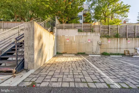 4017 Davis Pl NW #8, Washington, DC 20007 photo 24