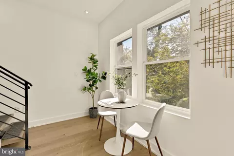 4017 Davis Pl NW #8, Washington, DC 20007 photo 4