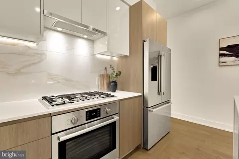 4017 Davis Pl NW #8, Washington, DC 20007 photo 6