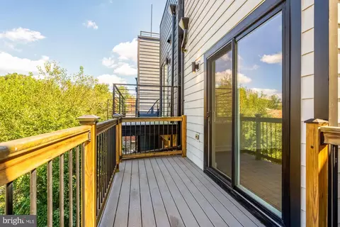 4017 Davis Pl NW #8, Washington, DC 20007 photo 14