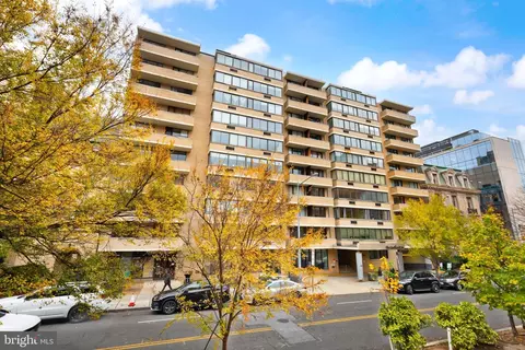 1325 18th St NW #712, Washington, DC 20036