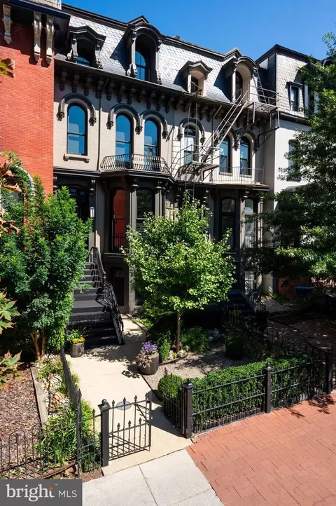 905 M St NW, Washington, DC 20001