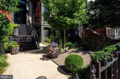 905 M St NW, Washington, DC 20001 photo 2