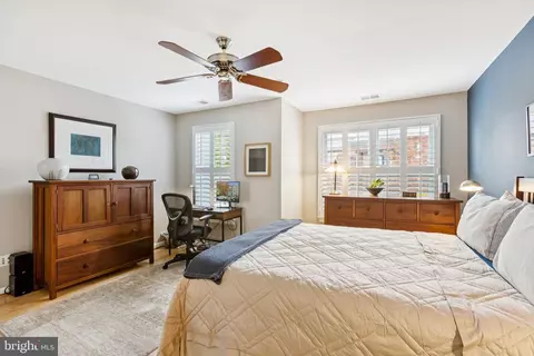 Bedroom - 2114 12th St NW, Washington, DC 20009 photo 4 of 6
