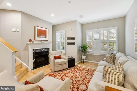 Living - 2114 12th St NW, Washington, DC 20009 photo 1 of 1