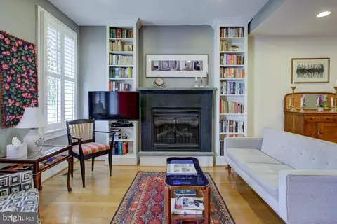333 16th St SE, Washington, DC 20003 photo 5