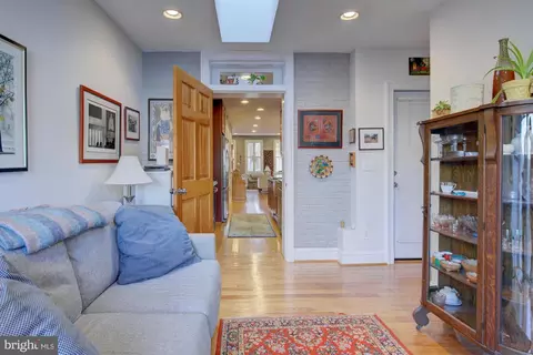 333 16th St SE, Washington, DC 20003 photo 12
