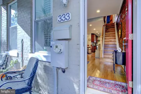 333 16th St SE, Washington, DC 20003 photo 3
