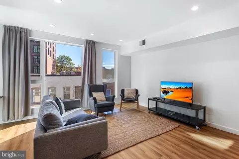 2465 18th St NW #4, Washington, DC 20009 photo 5