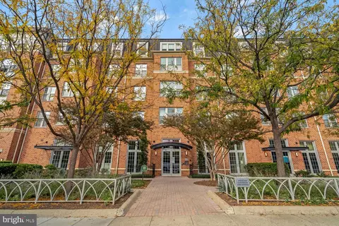 1391 Pennsylvania Ave SE #210, Washington, DC 20003