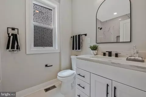 Bath - 1713 4th St NW, Washington, DC 20001 photo 2 of 3