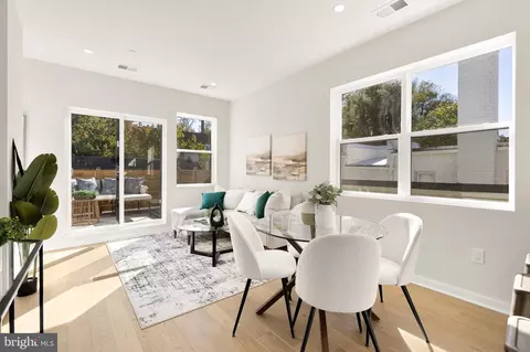 2606 41st St NW #PH, Washington, DC 20007