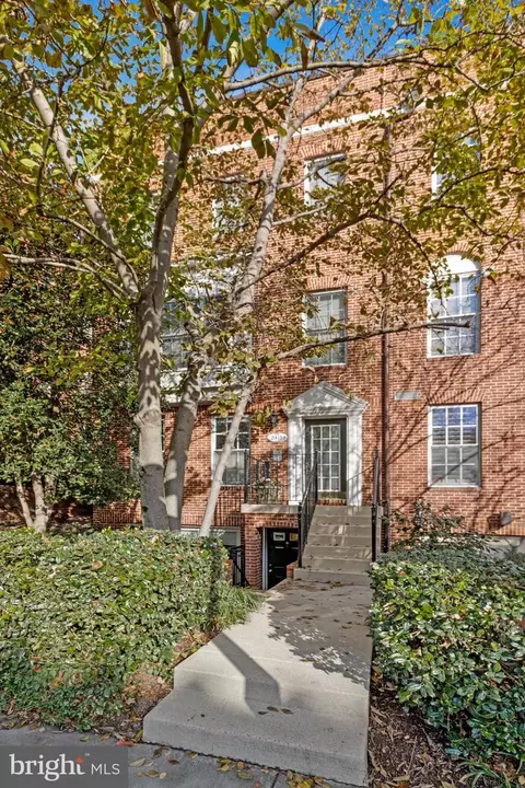 2413 20th St NW #1, Washington, DC 20009