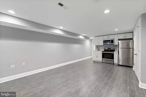 1423 Montello Ave NE, Washington, DC 20002 photo 9