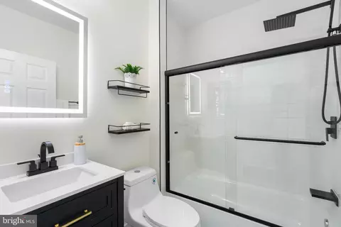 Bath - 1129 8th St NE, Washington, DC 20002 photo 2 of 2