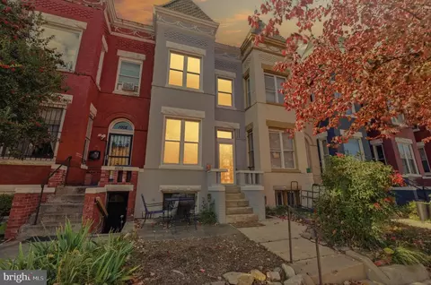 1004 11th St NE, Washington, DC 20002