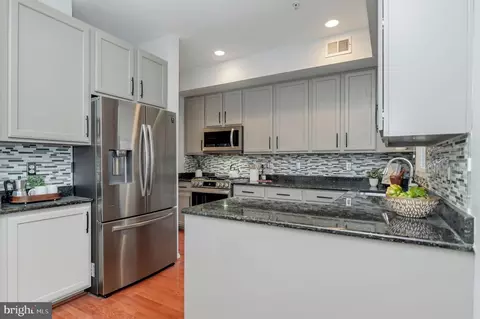 Kitchen - 253 14th St SE #A, Washington, DC 20003 photo 4 of 6