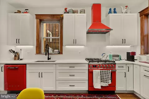 Kitchen - 543 11th St SE, Washington, DC 20003 photo 4 of 5