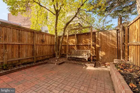 Exterior - 543 11th St SE, Washington, DC 20003 photo 2 of 4
