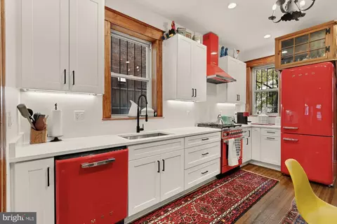 Kitchen - 543 11th St SE, Washington, DC 20003 photo 2 of 5