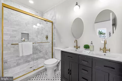Bath - 177 V St NE, Washington, DC 20002 photo 2 of 5
