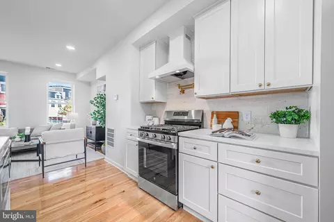 Kitchen - 177 V St NE, Washington, DC 20002 photo 3 of 4