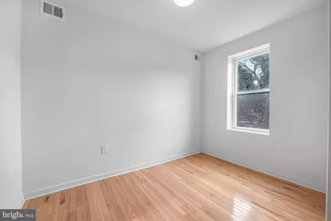 Bedroom - 177 V St NE, Washington, DC 20002 photo 3 of 5