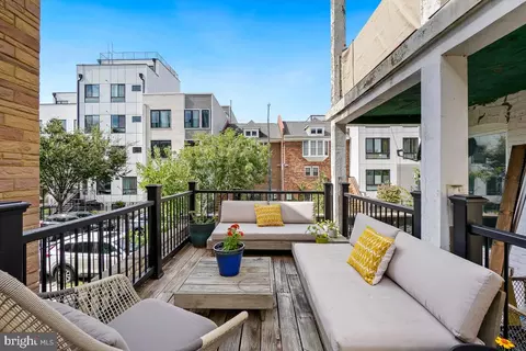 1458 Fairmont St NW #2, Washington, DC 20009