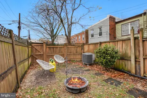 505 9th St SE, Washington, DC 20003 photo 28