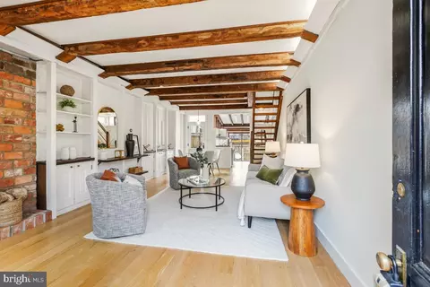 505 9th St SE, Washington, DC 20003 photo 3