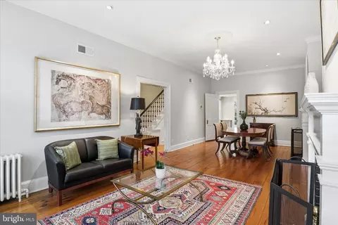 3011 Dumbarton St NW, Washington, DC 20007 photo 12