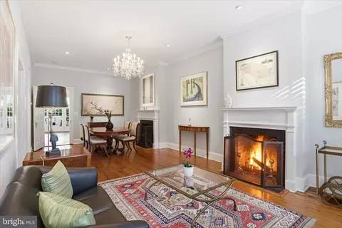 3011 Dumbarton St NW, Washington, DC 20007 photo 9