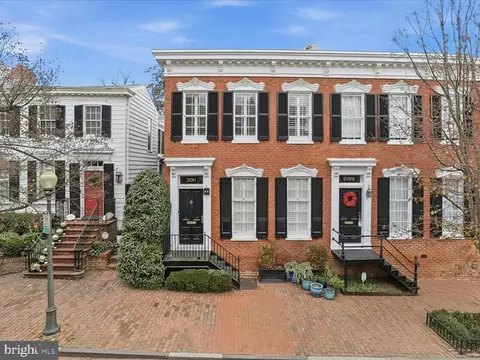 3011 Dumbarton St NW, Washington, DC 20007 photo 3