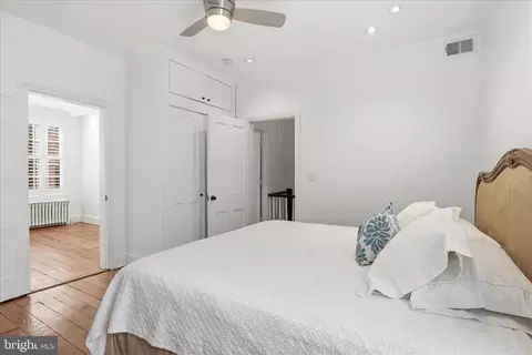 3011 Dumbarton St NW, Washington, DC 20007 photo 28