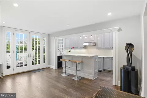 3011 Dumbarton St NW, Washington, DC 20007 photo 15