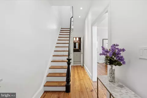 3011 Dumbarton St NW, Washington, DC 20007 photo 7