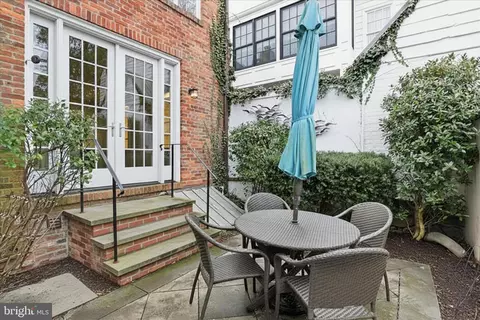 3011 Dumbarton St NW, Washington, DC 20007 photo 41