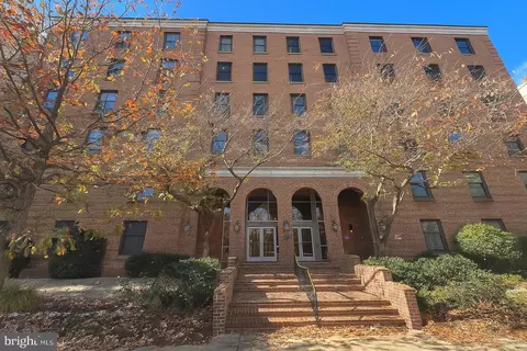 2828 Wisconsin Ave NW #506, Washington, DC 20007