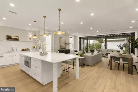 3277 Prospect St NW, Washington, DC 20007