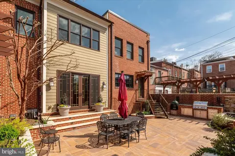 Exterior - 761 10th St SE, Washington, DC 20003 photo 7 of 10