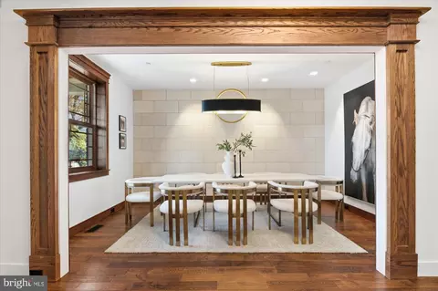 Dining - 761 10th St SE, Washington, DC 20003 photo 1 of 1