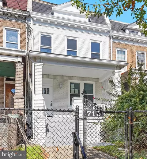 715 Longfellow St NW, Washington, DC 20011